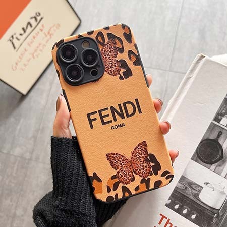 アイフォン14promax ケース fendi フェンディ 