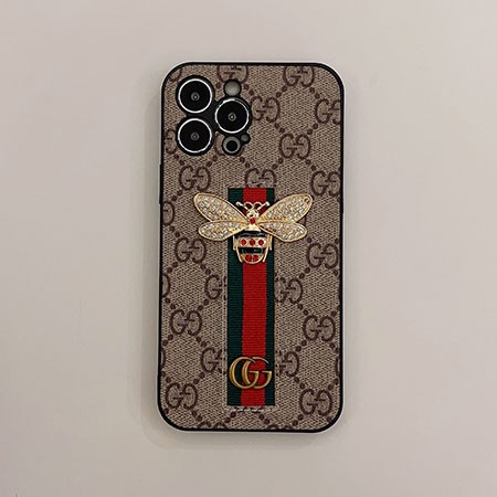 グッチ gucci アイフォーン 15スマホケース メタルロゴ