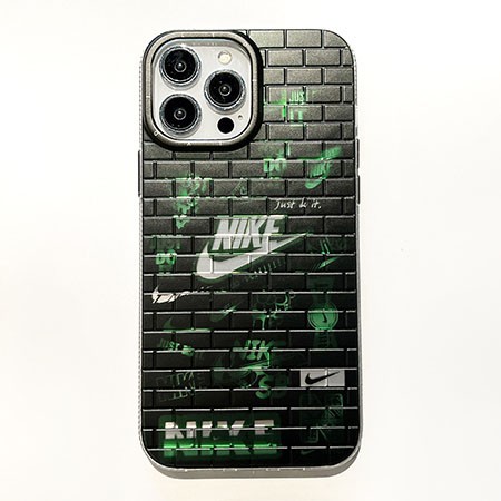 アイフォーン15 スマホケース nike 