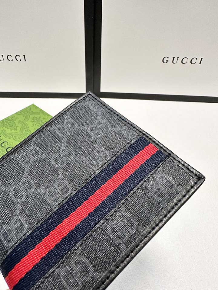 GUCCI、男性、短財布、二つ折り、PVC、レザー、シンプル、大人、ファッション、必須アイテム