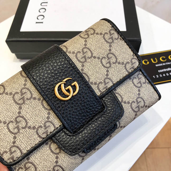 GUCCI、ブラック、ピンク、最新モデル、ショップ、輸入牛革、精巧な作り、品質、専用店、多機能、小型財布、内部仕切り、実用的