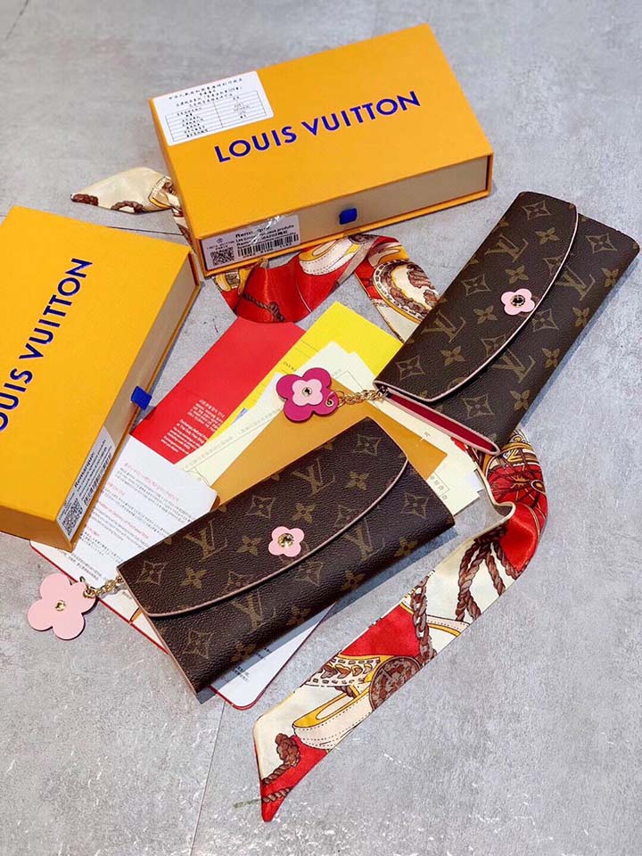 LV、エミリー、クラシック、財布、クローバー、花々、粉色レザー、モノグラム花模様、実用的、優雅、アップグレード版